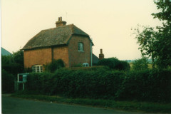 Grove-cottage-where-Grove-House-now-stands-Alveston